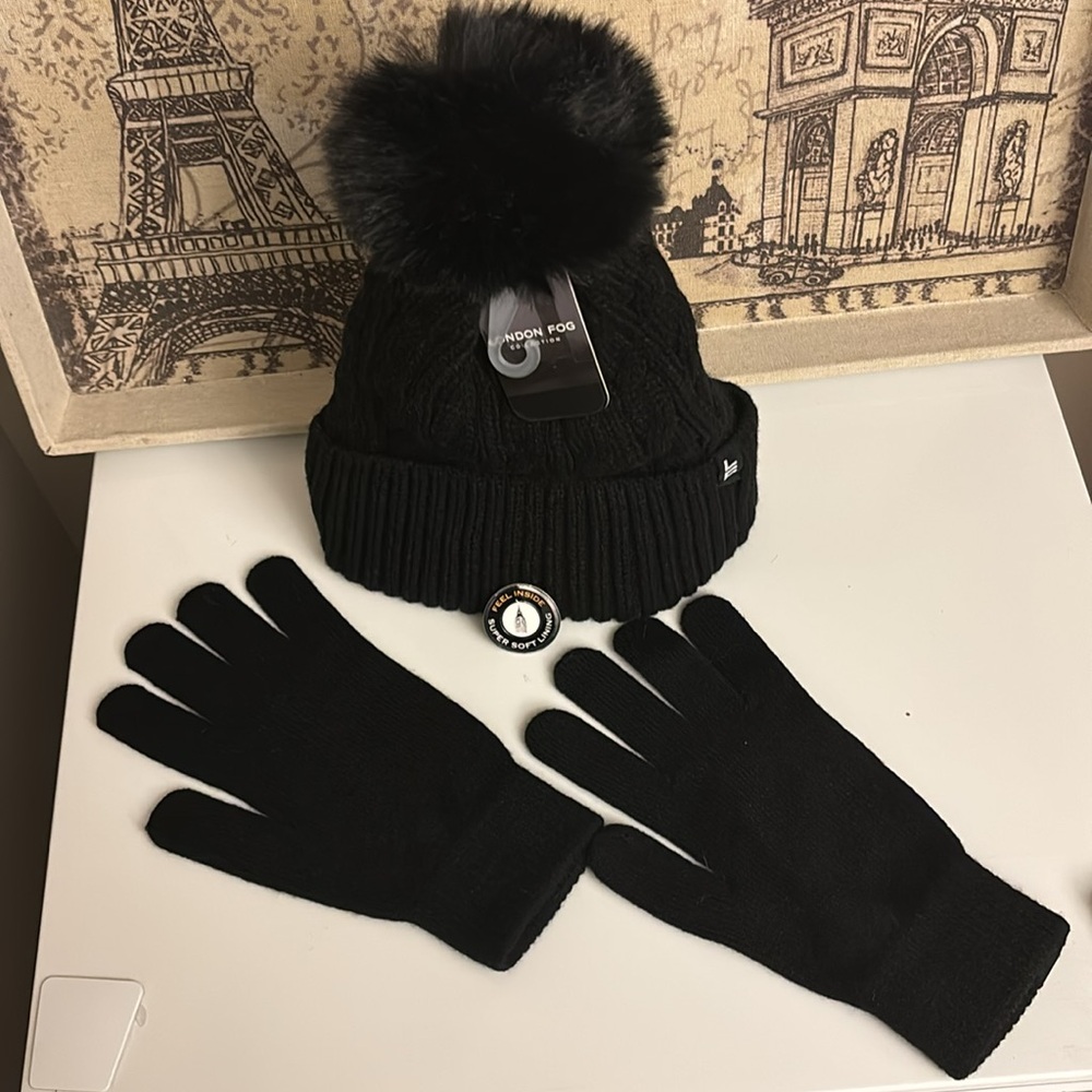 LONDON FOG, knit hat, beanie, with pompon and matching gloves in black.